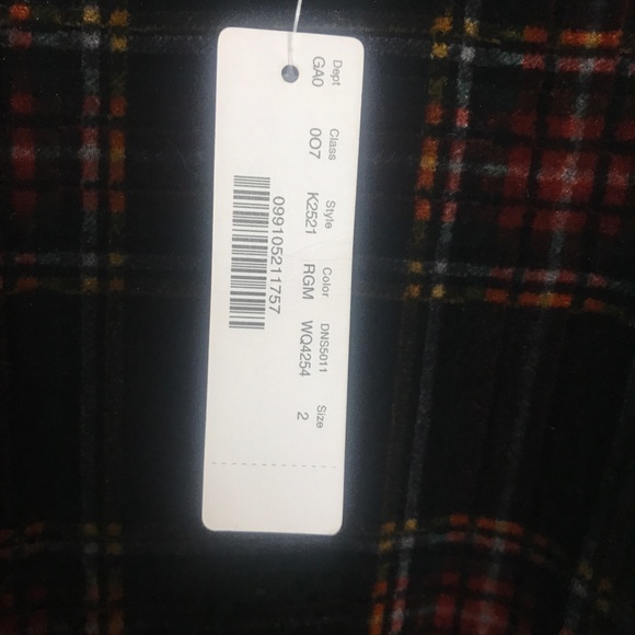 J Crew Sleeveless Velvet Blouse-Black Plaid-Size 2-NWT - Picture 4 of 8